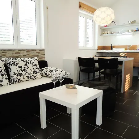 Apartman Dugo Toplo Ljeto | Baška Voda