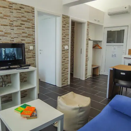 Apartman Dugo Toplo Ljeto | *