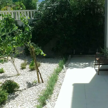 Dugo Toplo Ljeto | Apartman *